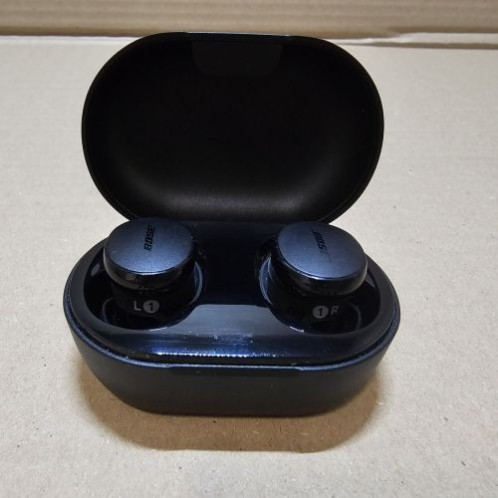 [Outlet Grade B] Bose QuietComfort Wireless Earbuds, TWS, ANC, BT 5.3, Waterproof IPX4, Black EU DO7500763-05